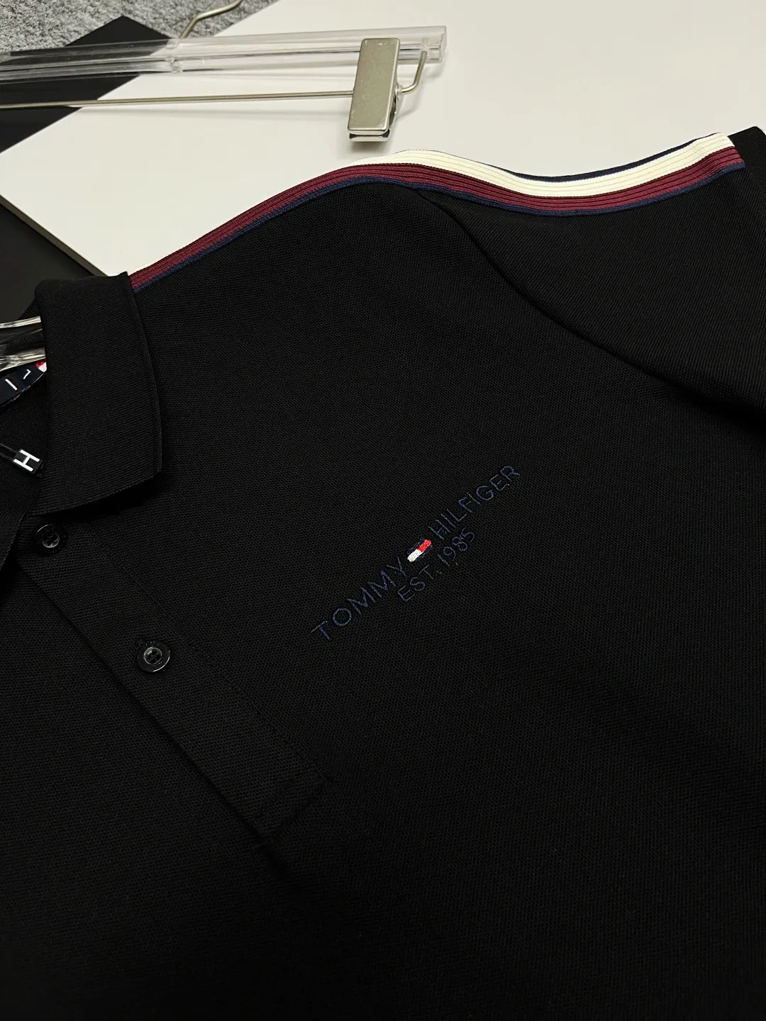 TOMMY New Arrival Polo Same Style 210 ， Factory New Arrival Versatile : Black White Gray Blue Green Size：M-3XL